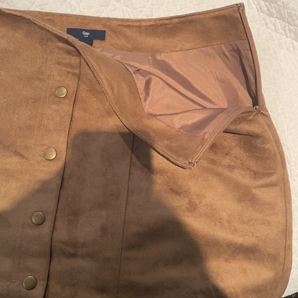 Faux suede gap skirt - Picture 4 of 4